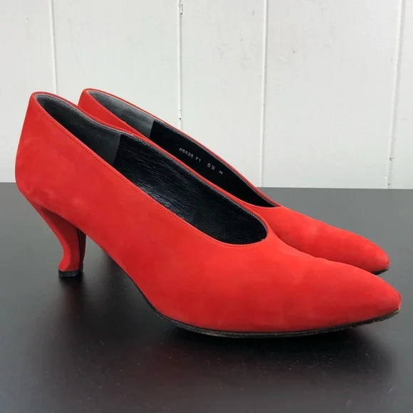 Vintage 80's Karl Lagerfeld Red Suede Pumps Sz 6 1/2 - Picture 3 of 13